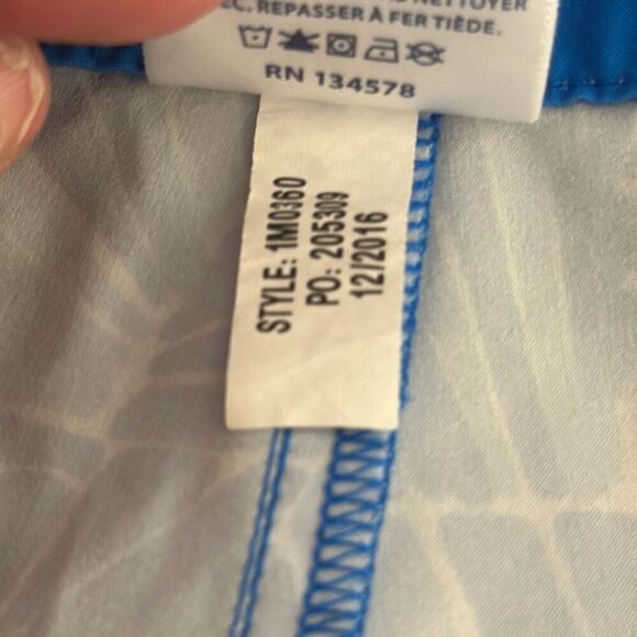 Vineyard Vines Mens Abstract Palms Blue board Shorts size 40 Style# 1M0360 - Picture 6 of 7